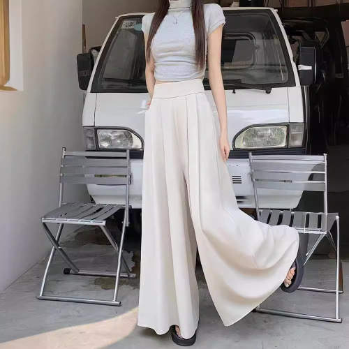 Extra-large flared wide-leg pantskirt for women, 2025 Spring/Summer collection: lightweight pleated suit pants with high waist, elegant drape, and a slimming, casual chic design.