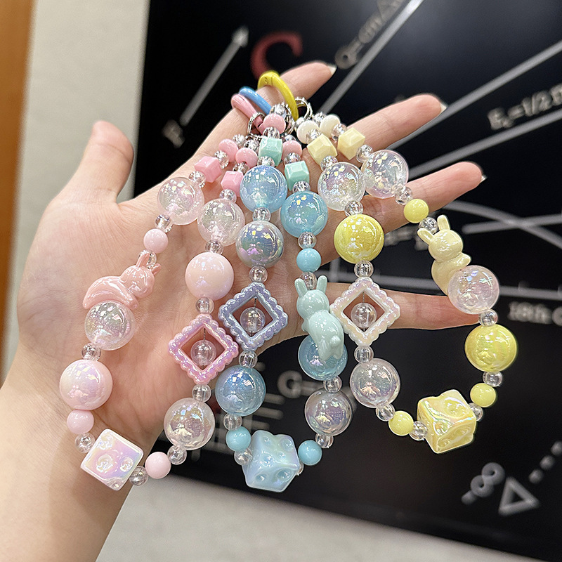Creative acrylic rabbit beaded keychain girl bracelet key pendant mobile phone chain beaded jewelry diy