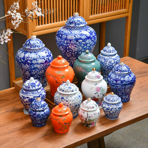 Blue and white porcelain tea can Chinese style retro exquisite blue and white can white tea Pu'er porcelain bottle tea storage can extra large ornament wholesale