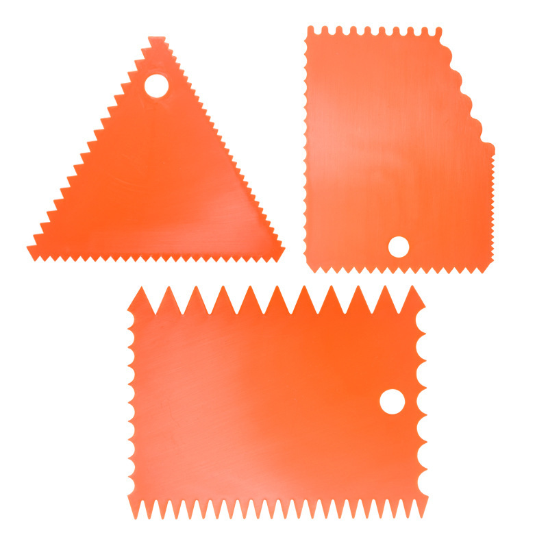 Nueva crema cortador de fideos raspador de plástico pastel herramientas de bricolaje utensilios para hornear raspador conjunto de tres piezas en stock suministro