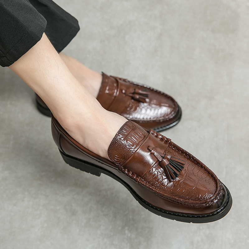 Personalized Tassel Pointed Toe New Fashion Leather Casual Shoes