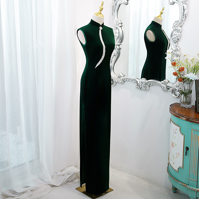 Sleevless, green