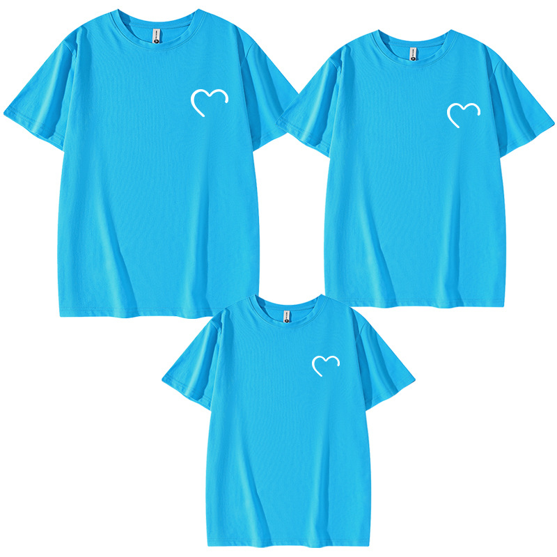 Klein ropa para padres e hijos una familia de tres líneas de verano amor impreso ropa familiar 2024 nueva ropa de jardín de infantes