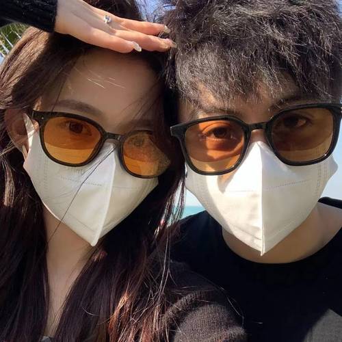 Couple sunglasses  new trendy female sense ins anti-UV slimming brown sunglasses for men driving