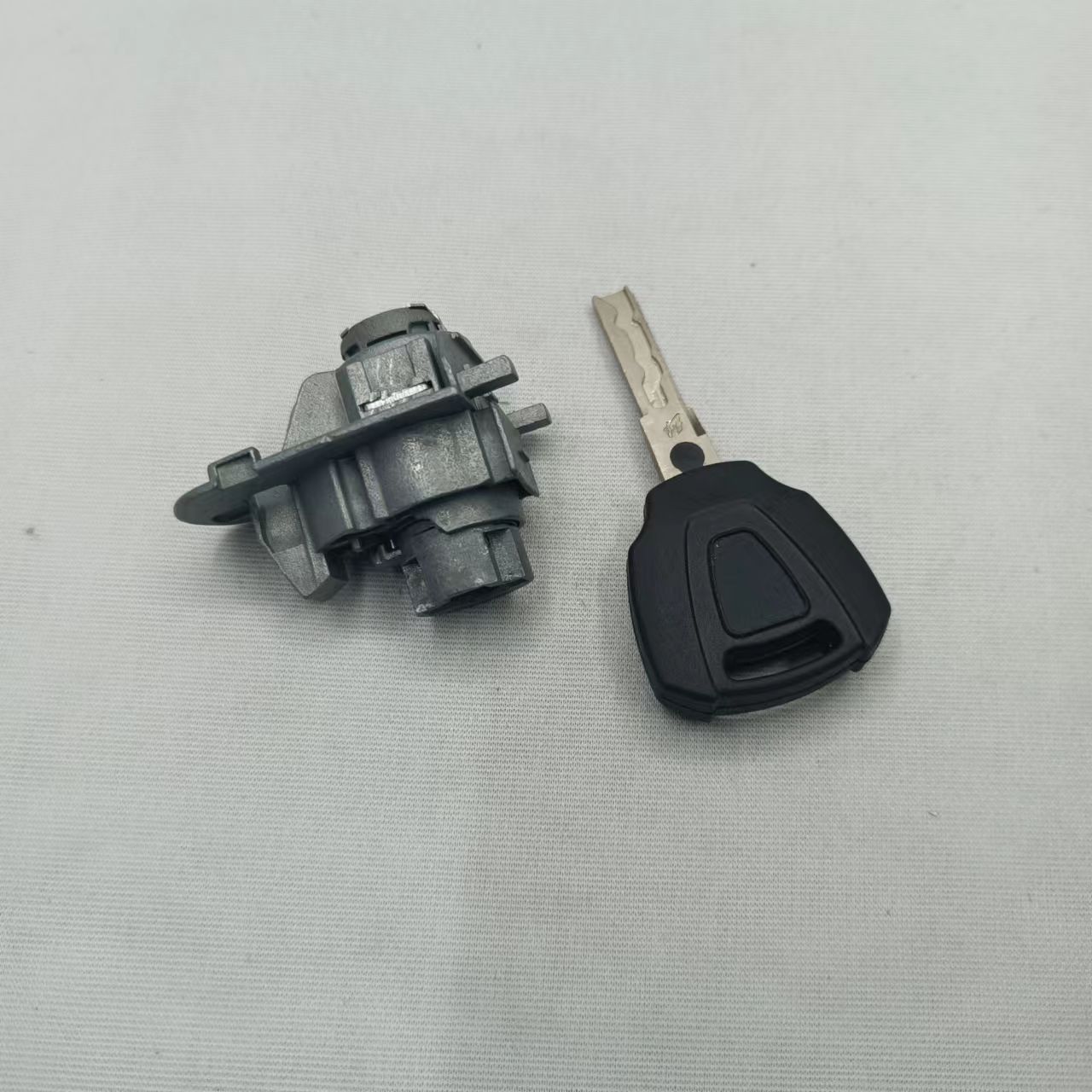 Adecuado para Rongwei 550 cilindro de cerradura de puerta Rongwei cilindro de cerradura de puerta