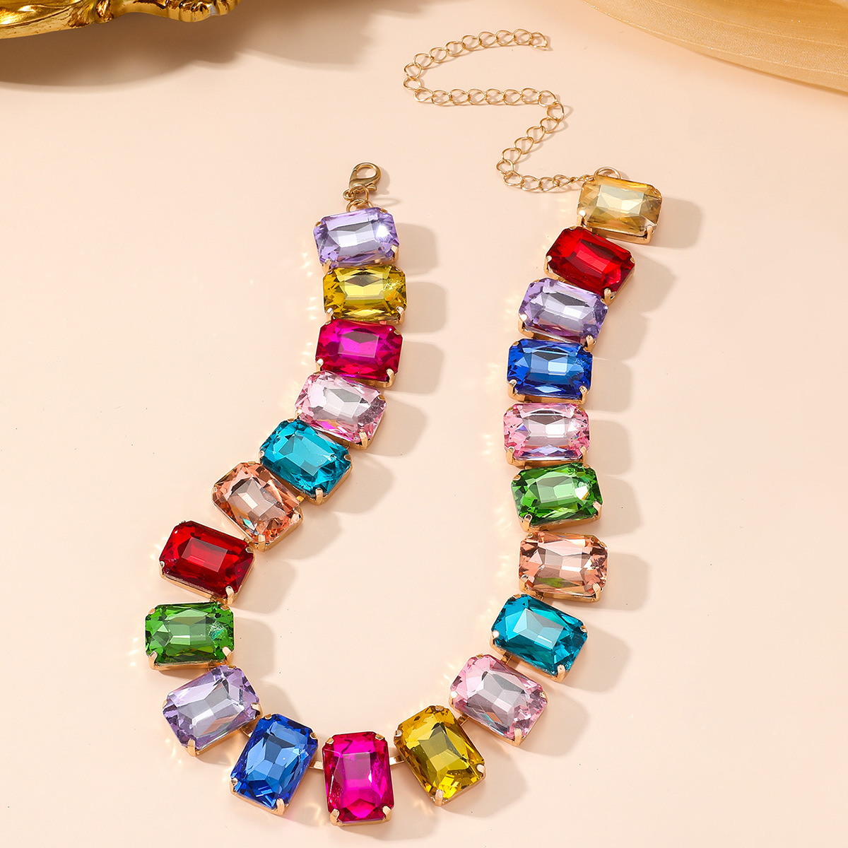 Sweet Geometric Artificial Crystal Ferroalloy Cable Chain Choker Wholesale display picture 12
