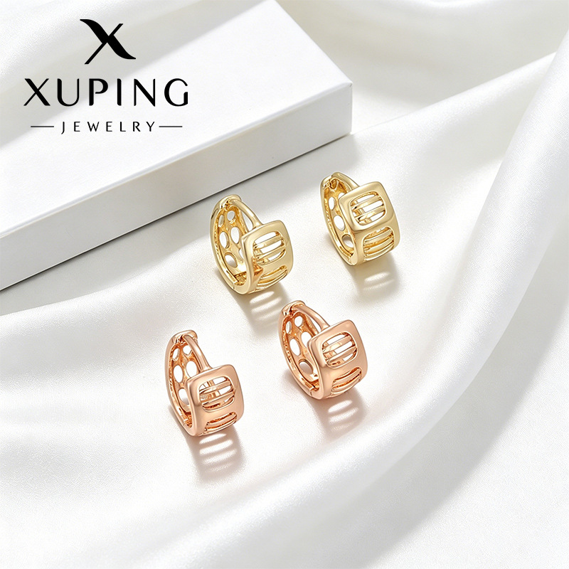 Xuping geometría redonda hueco diseño de aleación de cobre nicho europa y americana personalidad transfronteriza pendientes de perilla personalizados