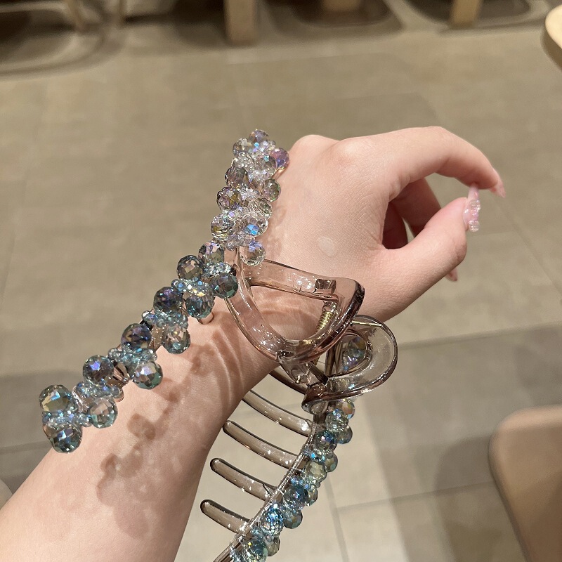 女性用の新しいダイヤモンドがちりばめられたカラフルなクリスタルヘッドバンド、ハイエンドの重厚で繊細な織りクリスタルヘッドバンド、インターネットセレブの多用途ヘアアクセサリー|undefined