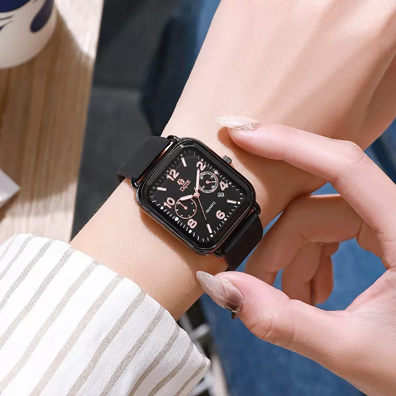 复古方形学生方形表日历男女士手表高档百搭网红爆款轻奢石英腕表