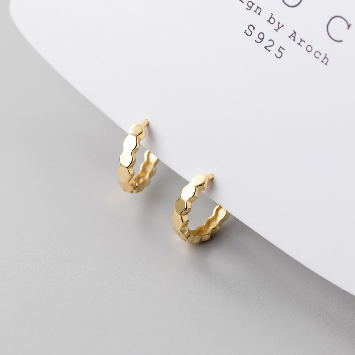 Eloch s925 plata simple polygonal plano plano plano de corte perfiles de orejas de estilo de viaje coreano orejas M00627