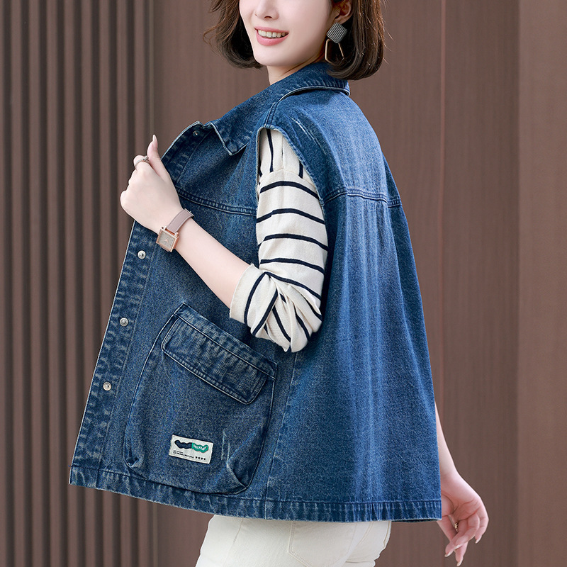 Denim Vest Women's Short Casual Cotton Vest 2024 Spring and Autumn New Middle-aged Mother plus size Loose Vest Trendy
