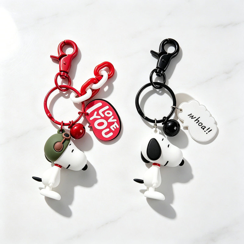 Cartoon Snoopy Doll Keychain, Cute and Creative Couple Bag Pendant, Car Keychain, Mobile Phone Pendant
