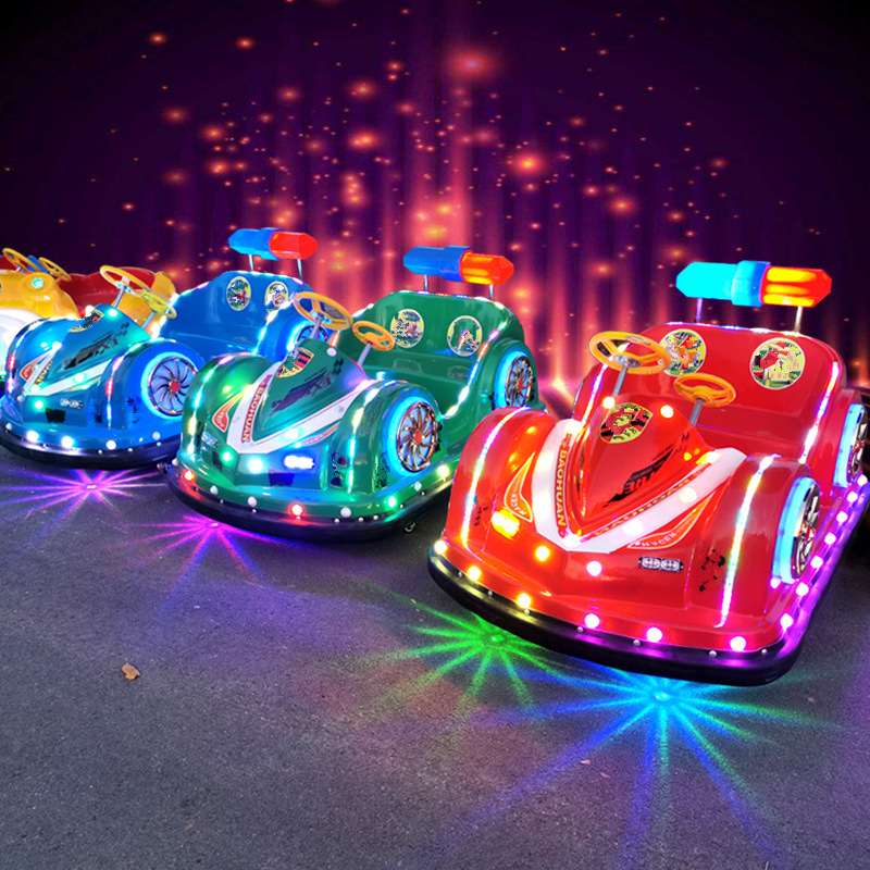 Vehículo todoterreno al aire libre para niños karting eléctrico mayorista para dos personas puede sentarse en línea cuadrada popularidad de los fabricantes de automóviles de choque