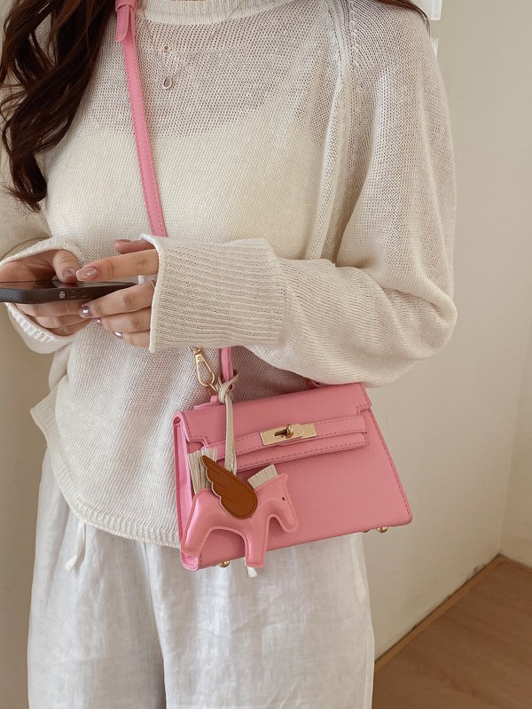 La sensación de alto nivel de lujo ligero bolso de mano Kylie mujeres 2026 ventas transfronterizas calientes nueva moda de viaje de hombro mochila