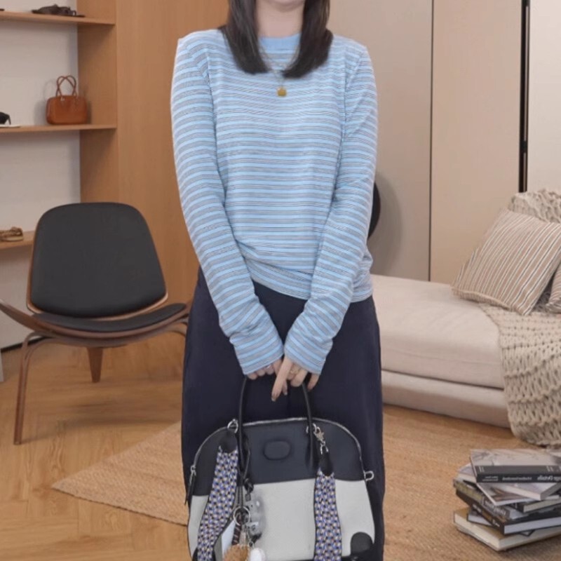 蓝色条纹长袖T恤女大码女装秋季新款宽松显瘦小个子减龄打底上衣|undefined