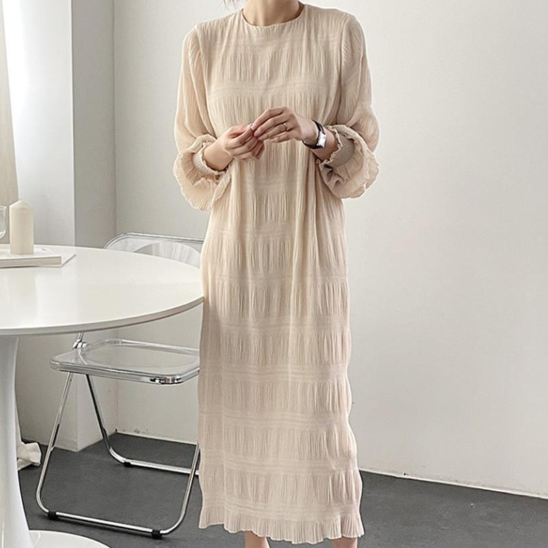 South Korea chic gentle elegant round neck pleated texture design loose casual lantern sleeve chiffon dress women South Korea chic gentle elegant round neck pleated texture design loose casual lantern sleeve chiffon dress women
