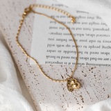 Летний небольшой дизайнерский браслет на ногу, 2024 года, золото 750 пробы, легкий роскошный стиль, изысканный стиль, не выцветает