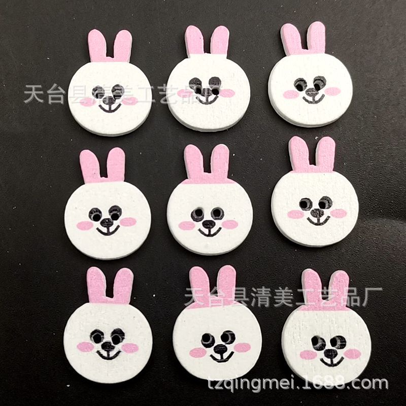 Botón de dibujos animados de madera con fondo blanco de bricolaje, botón de madera con cabeza de conejo lindo pintado con fondo blanco, 50 piezas por paquete
