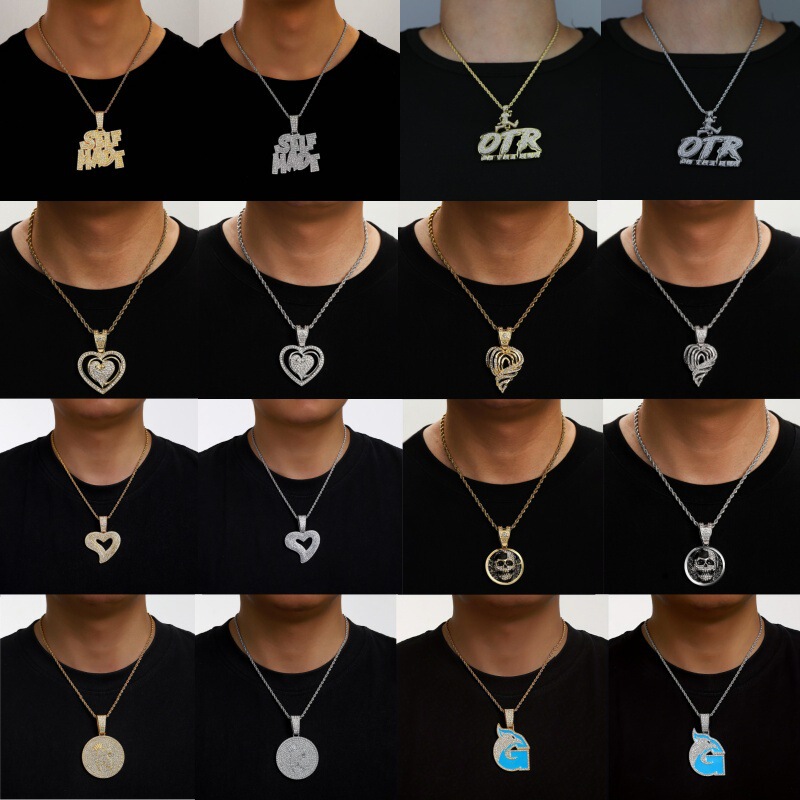 Cross-Border Hot-Selling Necklaces in Various Styles, Letters, Hearts and Other Personalized Fashionable Gold and Silver Two-Color Accessories