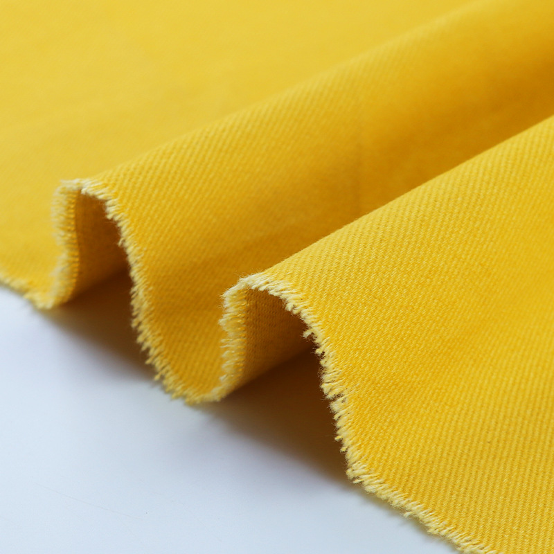 En stock al por mayor 7*7 tejido sarga hilo Tarjeta de tela de algodón Otoño e Invierno vestido casual abrigo pantalones tela