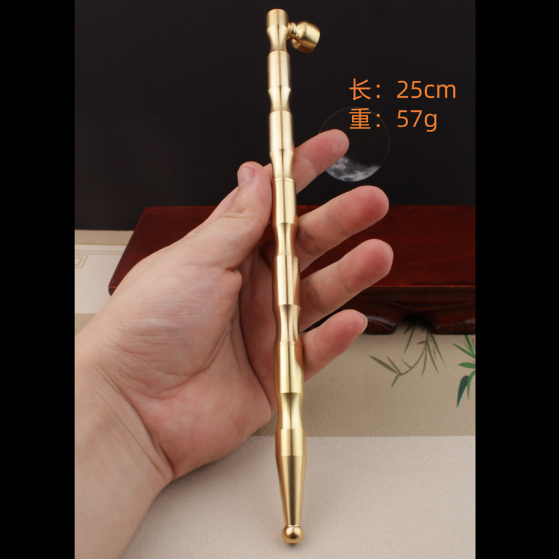 純粋な黄銅のパイプの古いタバコの袋のタバコの竿の携帯する金属のたばこの銃の両用は濾過のたばこの口の復古のタバコの竿を持ちます。|undefined