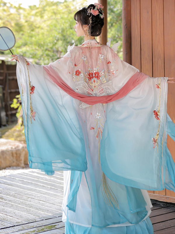 汉服女中国风原创汉元素大袖衫刺绣全套仙气飞花令秋季诃子裙唐制|undefined