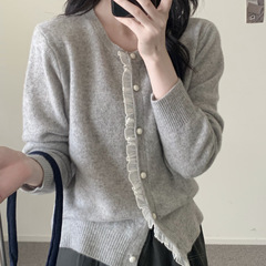 25秋季女韩系高级感蕾丝边纽扣时尚百搭羊毛衫贝熊绒针织开衫毛衣