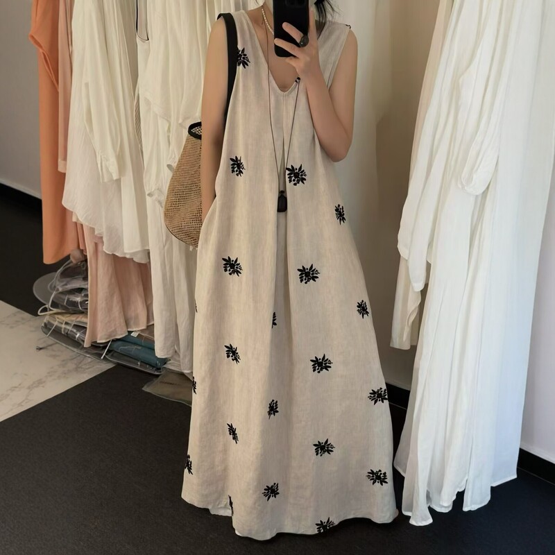 2026 Summer New Style Linen Embroidered Vest Dress for Women, Artistic Retro Loose Sleeveless Dress, Long Zen-Style Dress