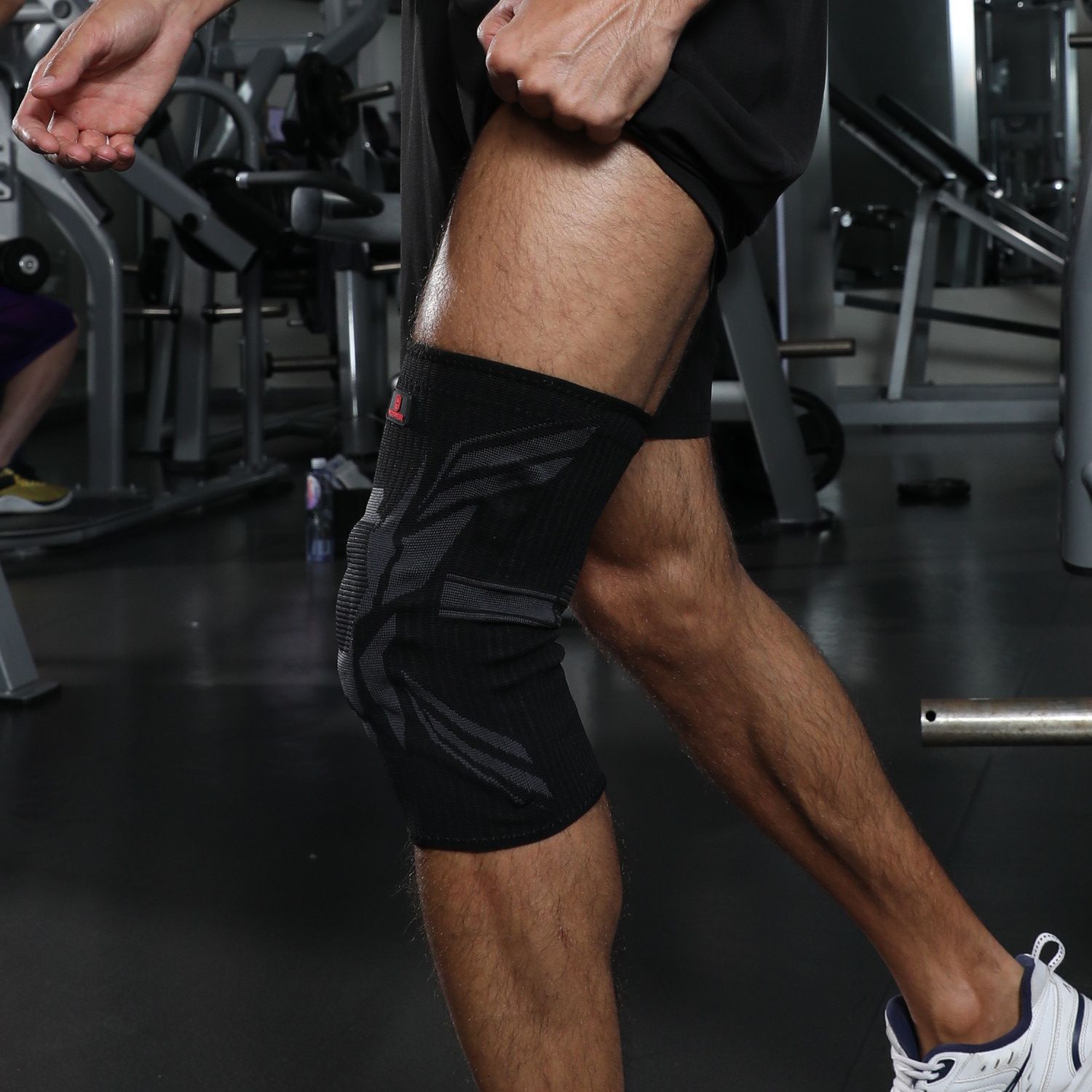 Rodilleras deportivas de verano para saltar la cuerda de nailon alargada para correr baloncesto para hombres y mujeres cubierta protectora profesional antideslizante para rodillas