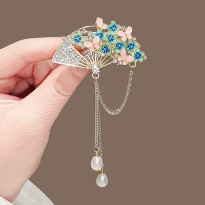 Butterfly Brooch Accessory, Yaxa sancaqları