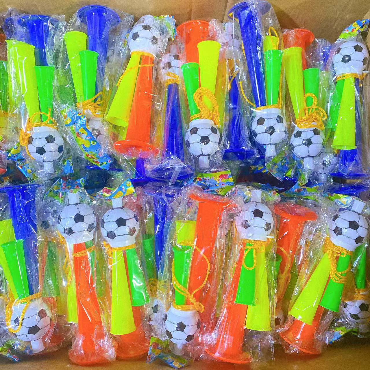 Cuerno de fútbol niños juguetes de bocina juguetes de pelota juegos de refuerzo de bocina props de refuerzo al por mayor