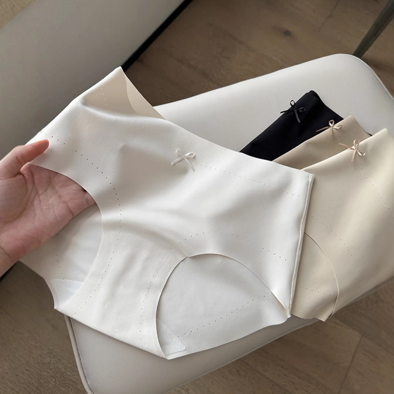 Class A Cotton Crotch Middle Waist Milk Leather Mask Pants Class 10A Antibacterial Ladies Underwear Traceless Ice Silk Less Ladies Briefs