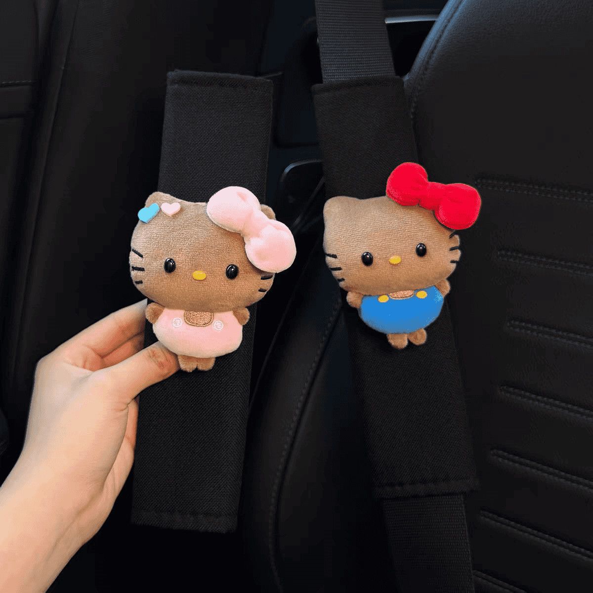Black Leather Mini Hello Kitty Seatbelt Shoulder Pads, Cute Car Interior Accessories, New Car Gift
