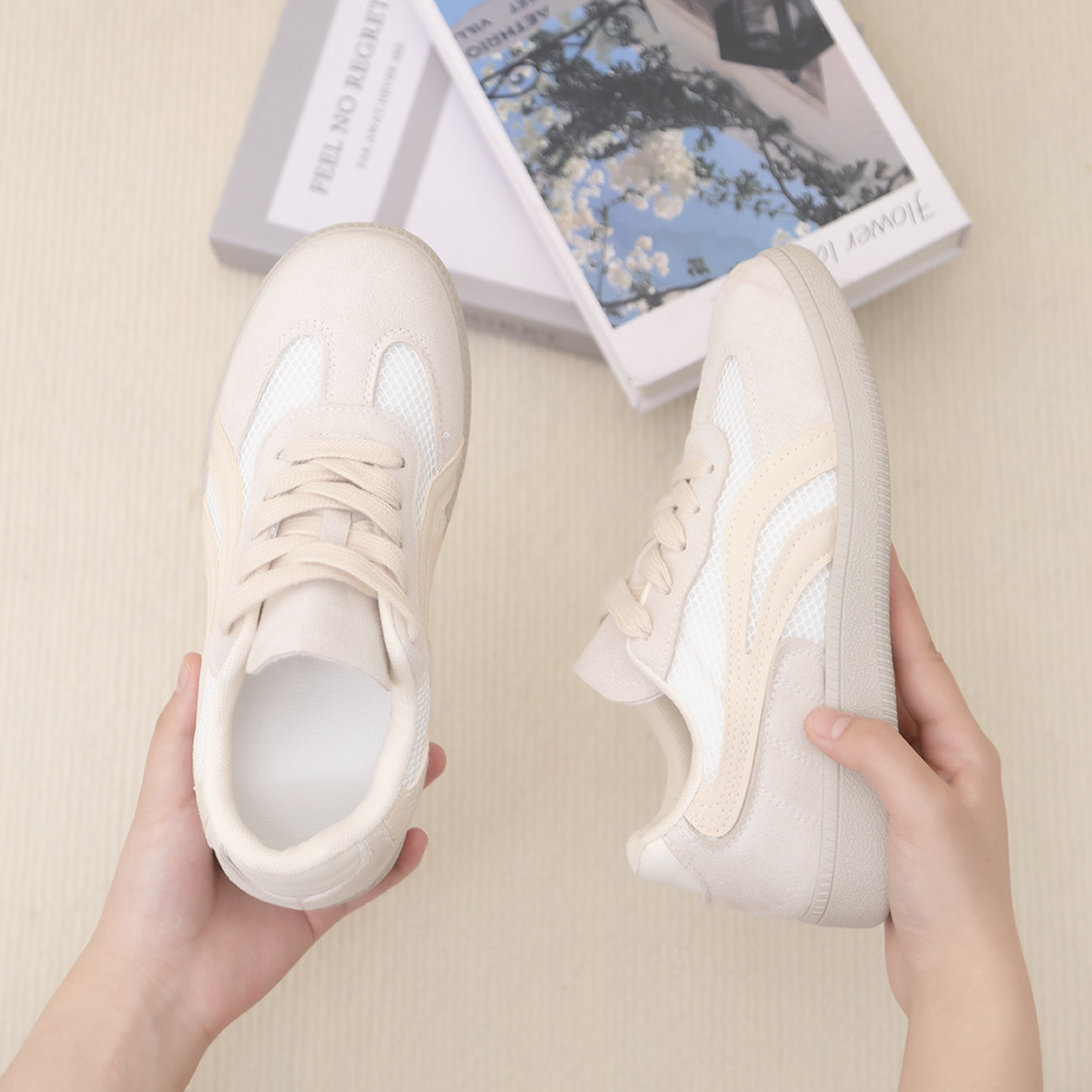 Explosiones de color ligero superficies de malla transpirables zapatos de entrenamiento de mujer verano 2026 nuevo estilo de moda universal zapatos casuales de mujer