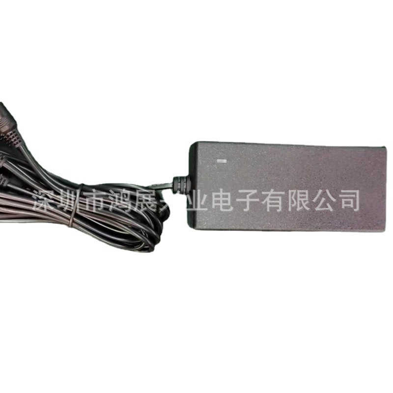 12V5A电源 12V5A一拖三输出 三条输出线