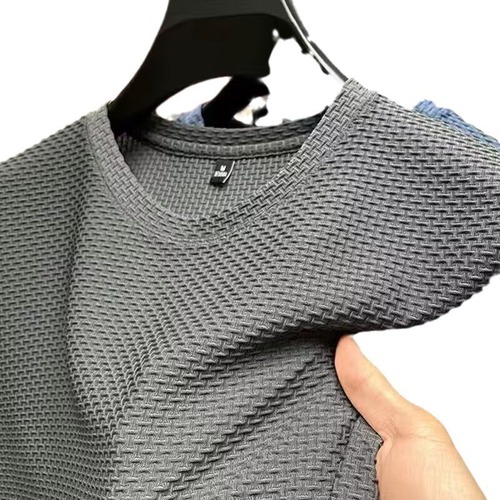2025 New High-End Thin Ice Silk Short-Sleeve T-Shirt for Men, Crew Neck Summer Breathable Mesh Half-Sleeve T-Shirt for Men