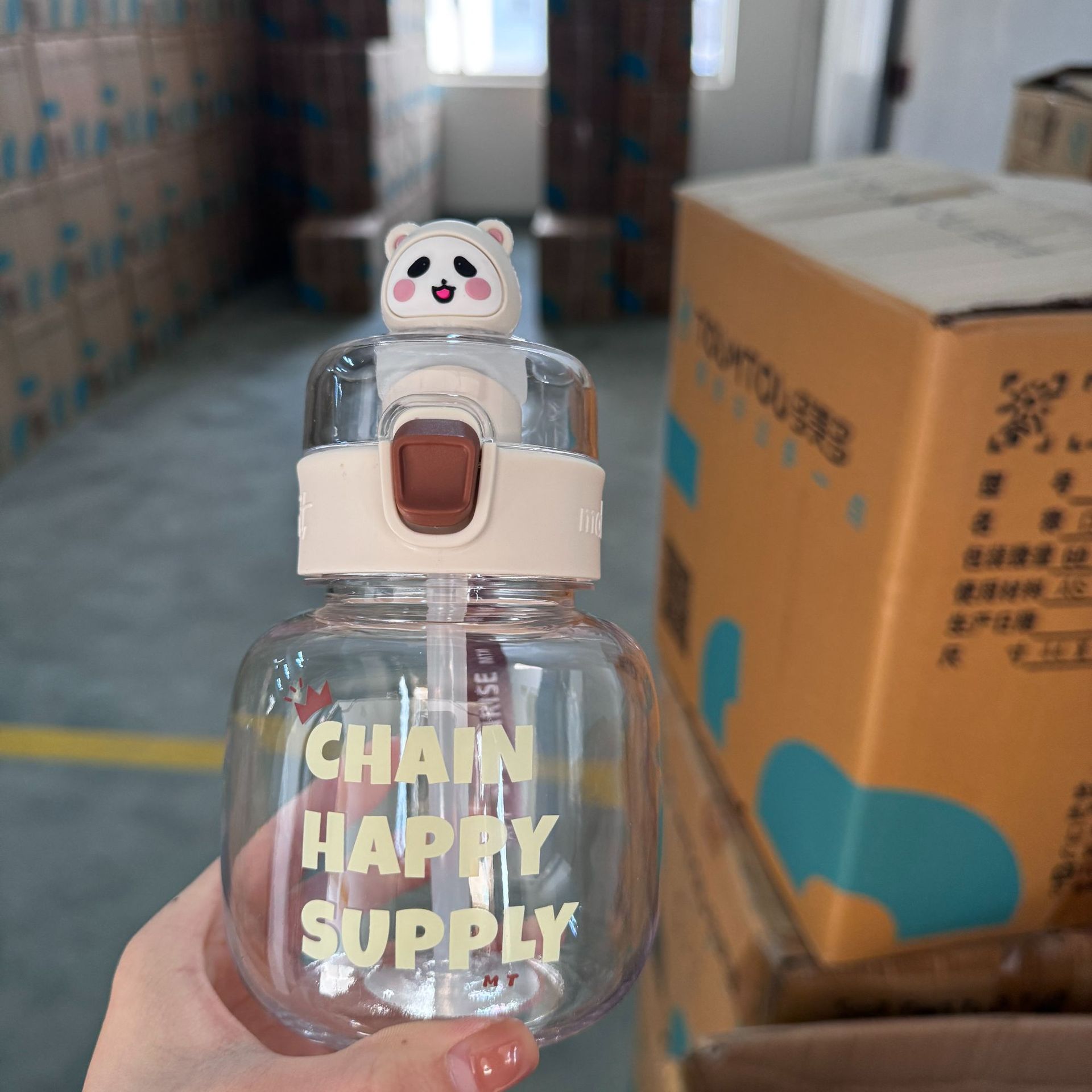 Taza de agua para niños, linda taza de agua de plástico de viaje, taza de vientre grande de alto valor, taza de paja con correa para el hombro de verano, nueva taza para beber recta image 6