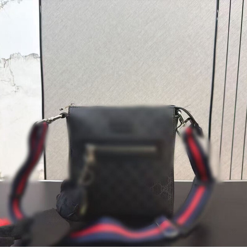 2024 Spring New European and American Style Men's Printed Shoulder Bag Crossbody Small Briefcase Genuine Leather Men's Bag 2024 Spring New European and American Style Men's Printed Shoulder Bag Crossbody Small Briefcase Genuine Leather Men's Bag