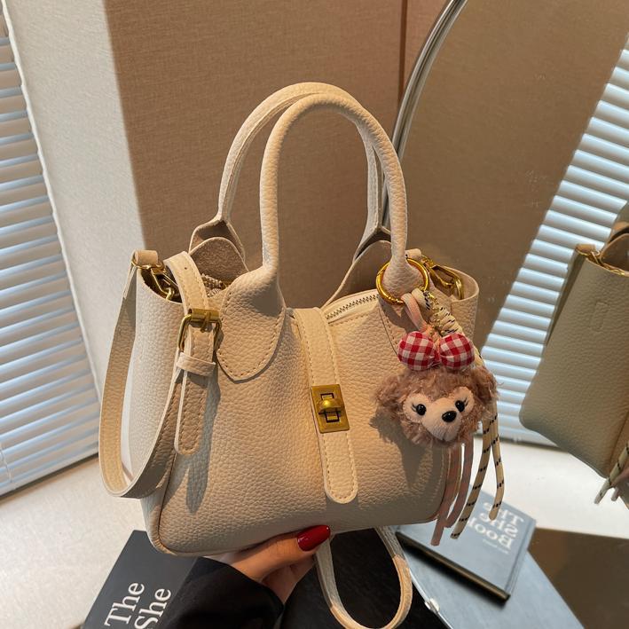 Bolsos de cesta de verduras populares de este año para mujeres 2025 nuevo bolso de hombro de viaje de trabajo bolso de mensajero casual de todo fósforo