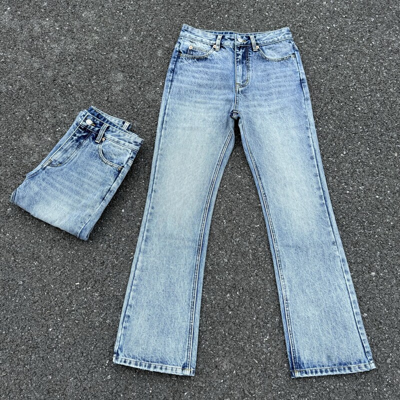 Marble-Patterned Ice Blue Cleanfit Flared Vintage Vibe Jeans with Snowflake Pattern, Versatile Men's Commuter Pants