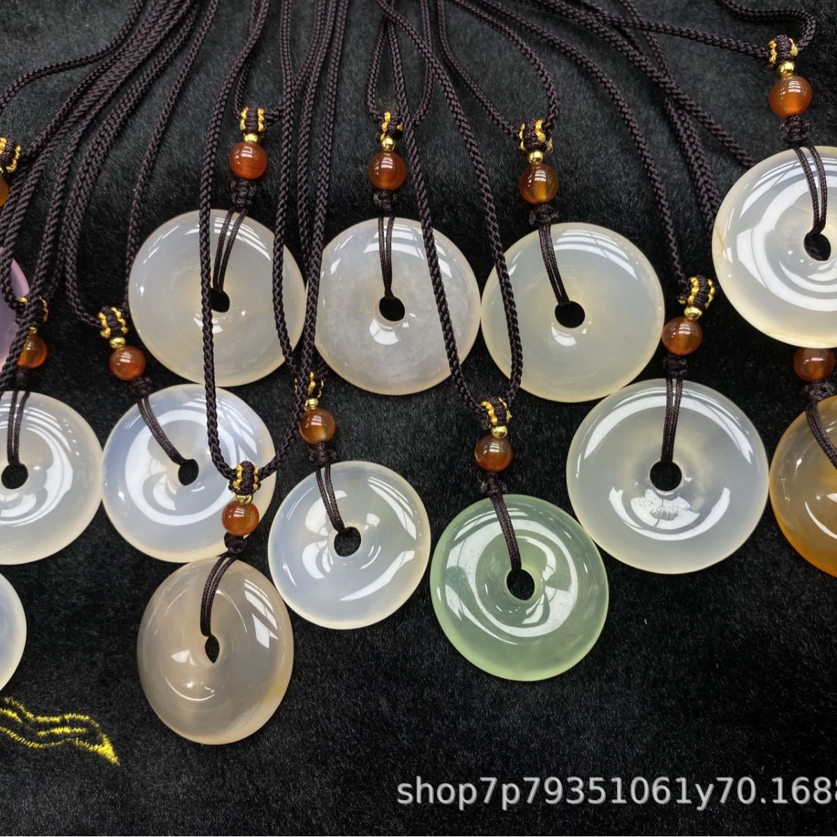 Factory wholesale agate sweater chain necklace peace buckle accessory pendant ornament Chinese style green agate