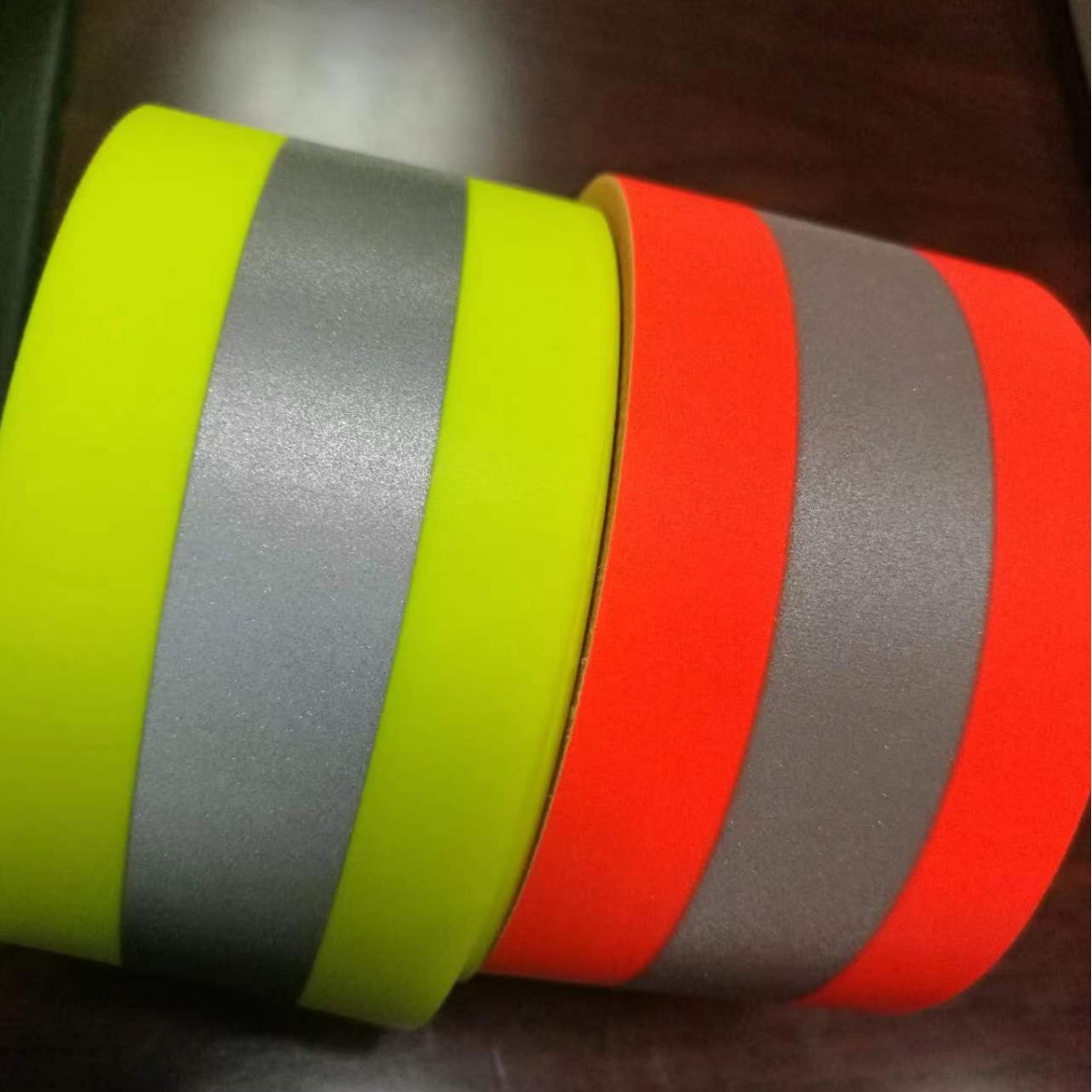 防火阻燃反光布高亮反光条反光带服装包边辅料反光材料反光贴批发