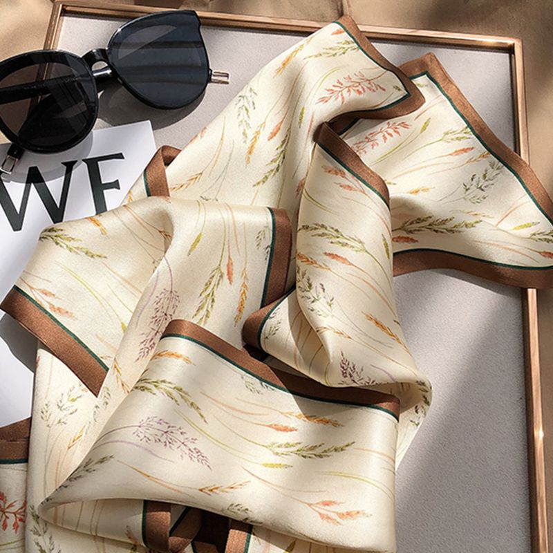 春と秋の絹織物のリボンの長いスカーフの長いマフラーの女性のスカーフの贈り物はすぐに卸売りします。