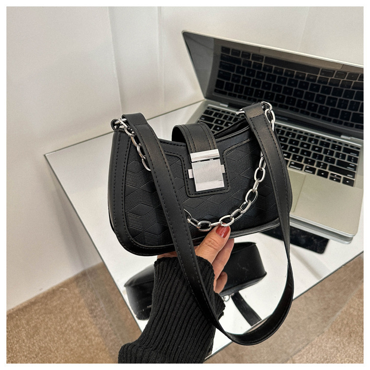 Bolso de las axilas casual francés de las mujeres 2023 nuevo bolso de la cadena de moda textura bolso de hombro color a juego pequeño bolso cuadrado