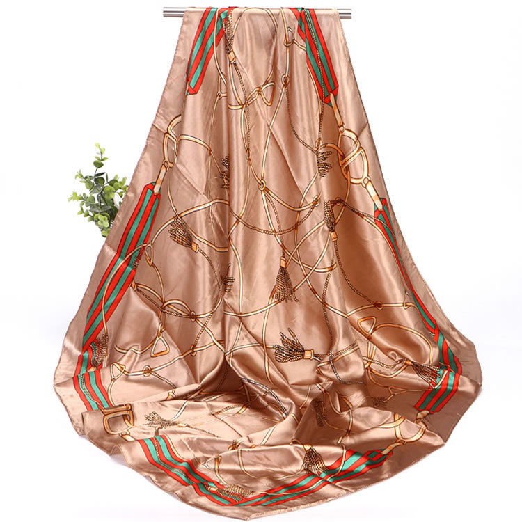 Foulard in seta da donna chic quadrato per capelli e collo_voghion.com