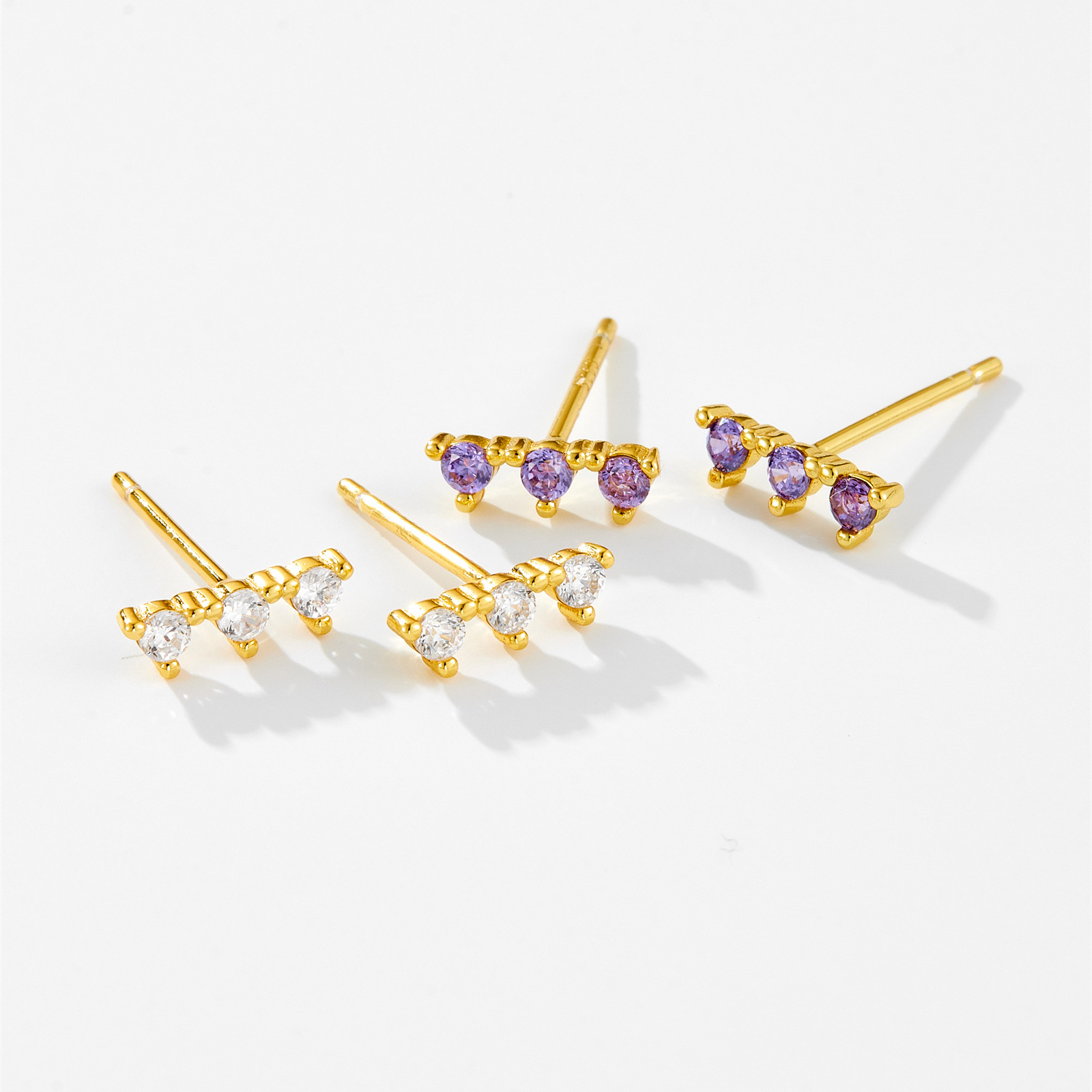0.05µm-0.08µm Gold Plating Thickness 1 Pair 925 Sterling Silver Zircon Round Ear Studs