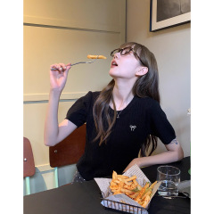 飞禾刺绣33%羊毛针织衫短袖女洋气麻花宽松T恤气质别致绝美小衫圆