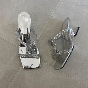 һ�֎���ЬŮ�ļ��¿ʽ���|�и߸�Ь�⴩���s���^�������Ϻ�ɫ