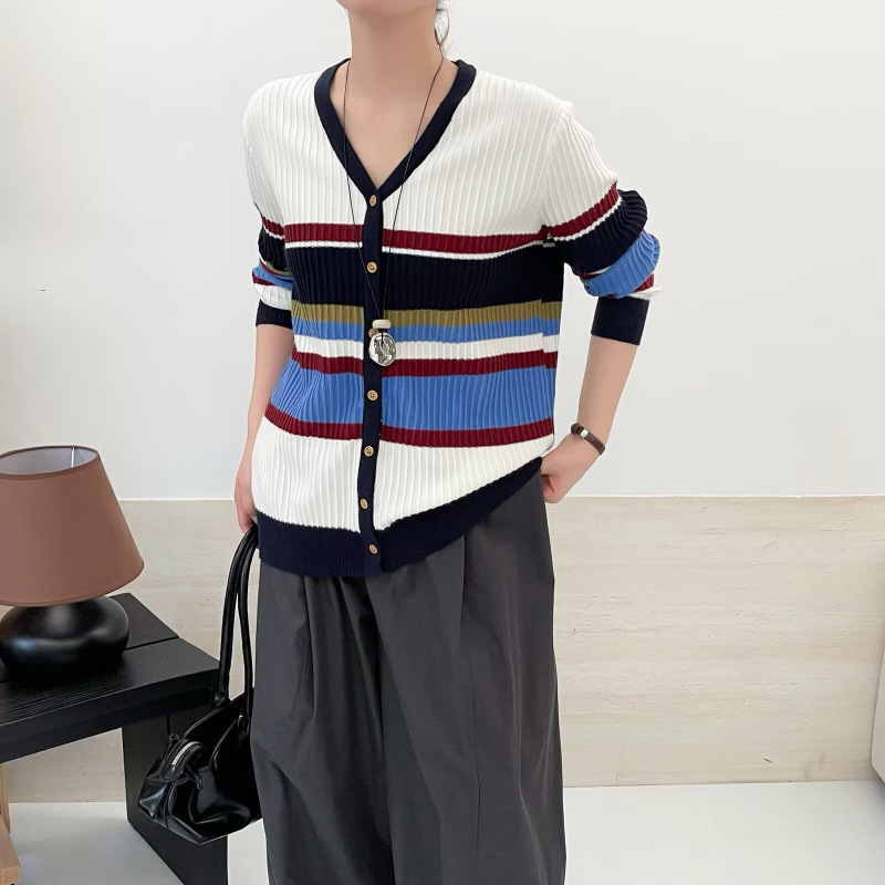 Plus Size Women's Autumn Fashion Color Block Striped V-Neck Knit Cardigan, Versatile Casual Sweater for Chubby Girls 032560
