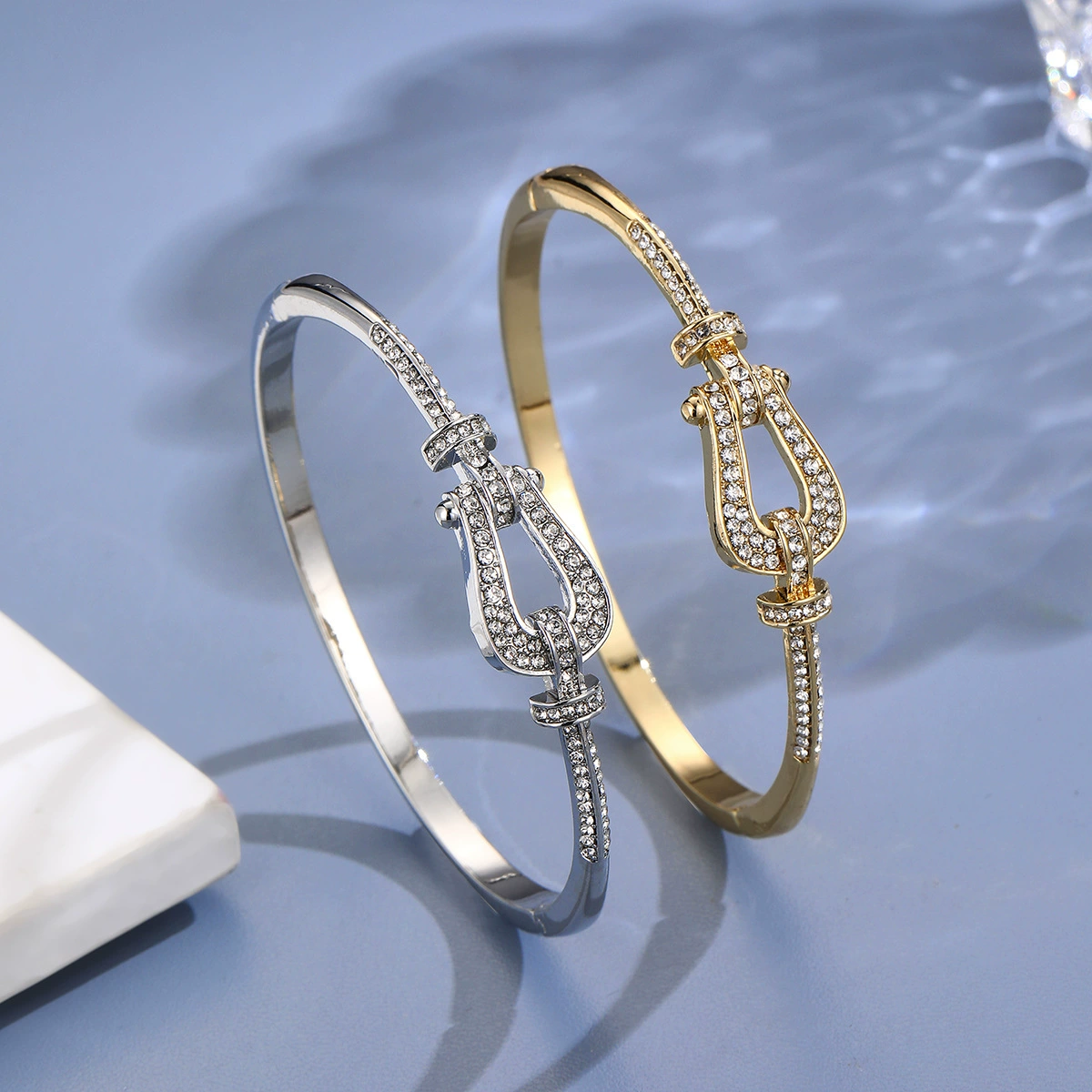 Fashionable small design universal women's bracelet, Japanese and Korean, light luxury style, simple and elegant design, does not fade